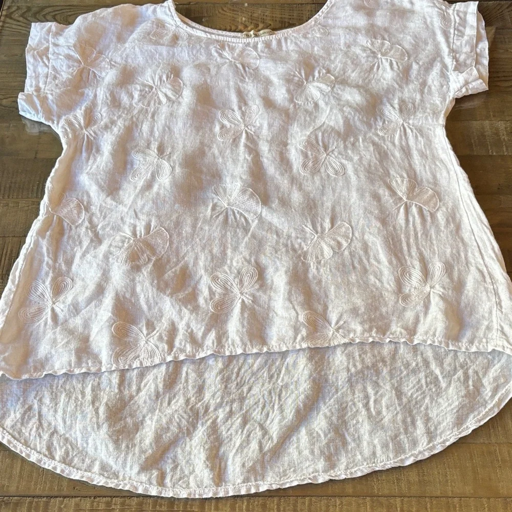 Gorgeous White Italian Linen Embroidered Top - Picture 13 of 14